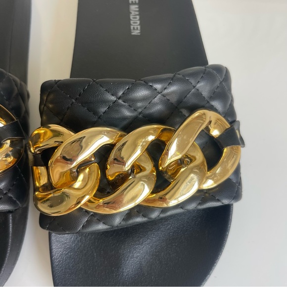 Steve Madden Black & Gold Chain Sandals - Picture 4 of 9